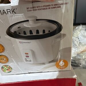 Denmark Electric White Rice Cooker with Steamer